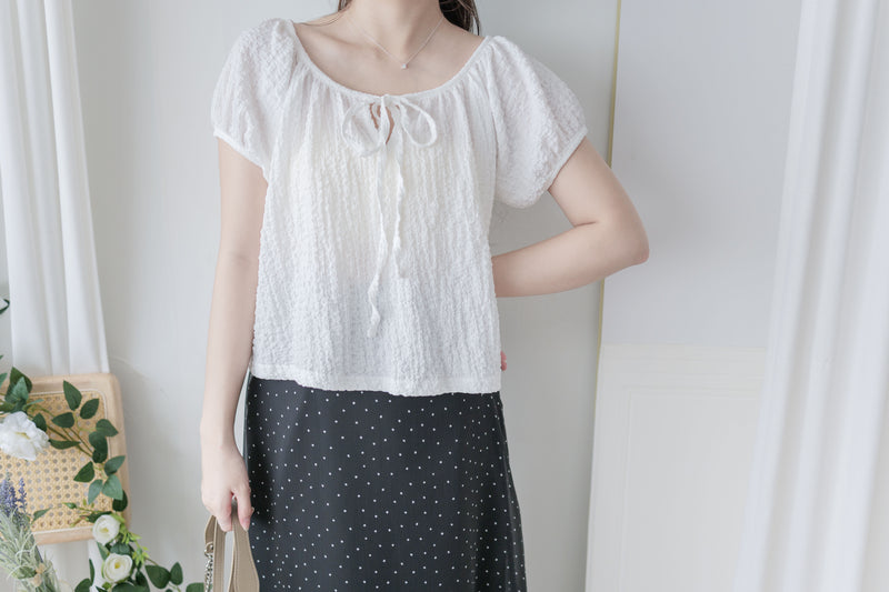 Ribbon Collar Top 百搭蝴蝶顯鎖骨大圓領上衣/ TP9181