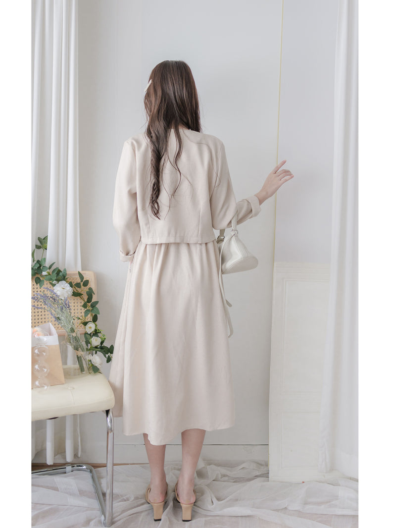 Beige Skirt Set 溫柔杏色十字線棉精緻鈕扣套裝/ SE8089