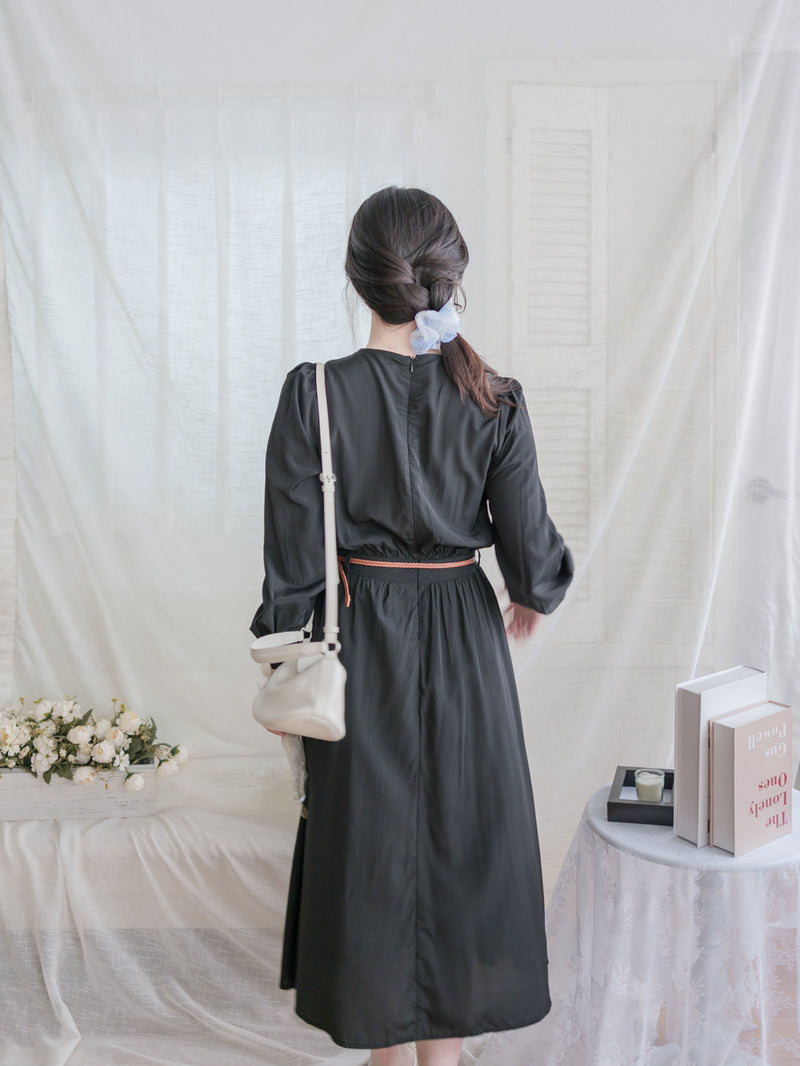 （附送編織腰帶) Sophie Dress 裝飾鈕扣輕優雅薄連身裙/ DS9993