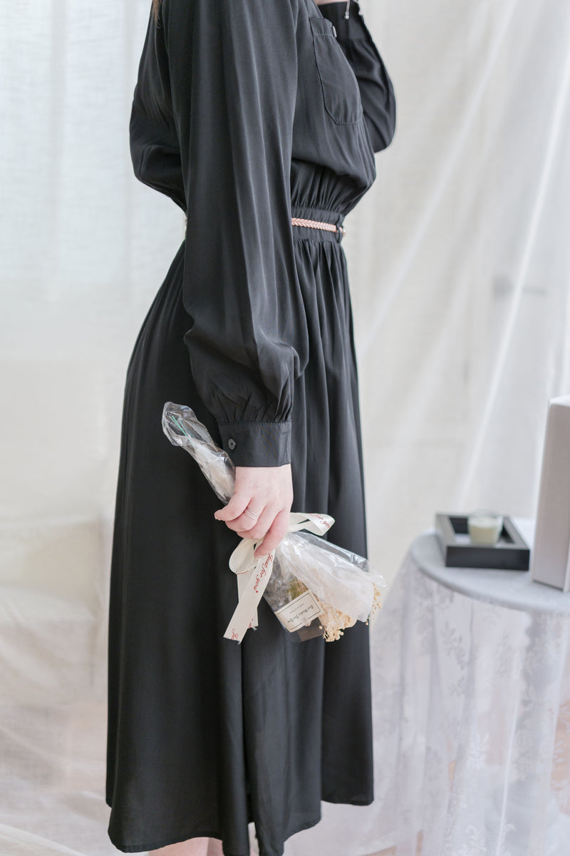 （附送編織腰帶) Sophie Dress 裝飾鈕扣輕優雅薄連身裙/ DS9993