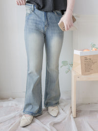 Vintage Flare Jeans 輕復古洗水喇叭牛仔褲/ PT8470
