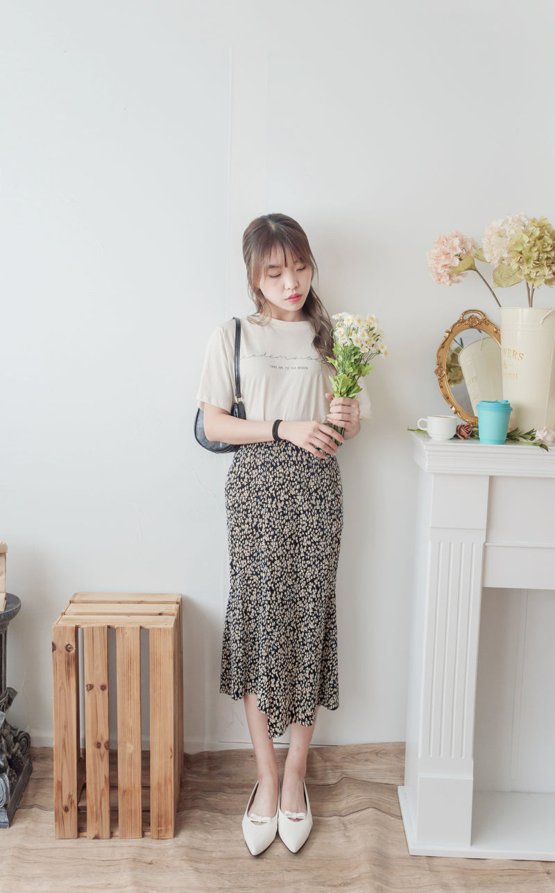 Back Pleated 後車褶飄飄浪漫文字 ,Tee/ BU9045 （beige sold out)