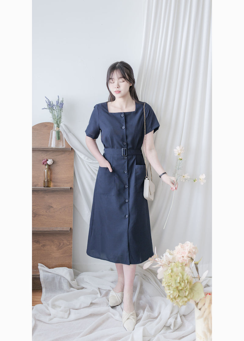 （BEST Intent made 獨家款）Navy Belt Dress 深藍方領口藍調雲石方釦腰帶連身裙/ DS3001