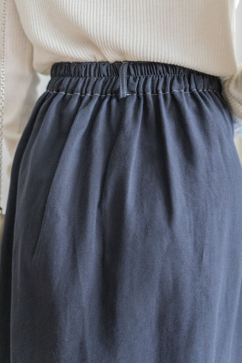 （BEST Intent made 獨家款）Border Skirt 舒適細線花紋鈕扣百搭長裙/ SK3001