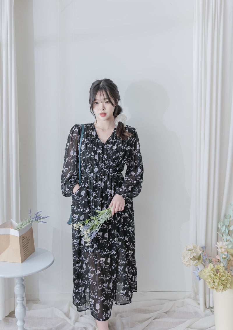 Lavender Daisy Dress 紫藍線條花顯腿長弧腰身口袋連身裙/ DS9997 (pre-order 10月9截單)