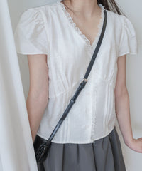 Tulip, Blouse 精緻通花領口寬鬆修腰線上衣/ BU9052