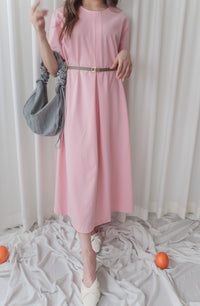 （ V Pleated Dress 裙身顯瘦車褶設計日常連身裙/ DS9631 （black sold out)