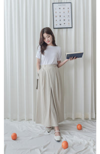 (百搭特別款) Ivory Skirt 簡潔裙形交疊設計口袋半裙/ SK8840