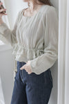 Ruffle Collar Blouse 微光澤顯鎖骨方領修腰上衣/ BU9121