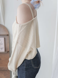 Crop Knit Top 短版斜肩設計吊帶針織/ TP9194