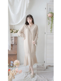 Knit Fishtail Dress 圓V領寬鬆裙身顯瘦魚尾針織連身裙/ DS1005