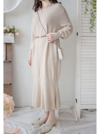Knit Fishtail Dress 圓V領寬鬆裙身顯瘦魚尾針織連身裙/ DS1005