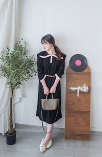 [限量現貨回歸]  French Collar Dress 黑白翻領設計中袖彈性連身裙/ DS9663