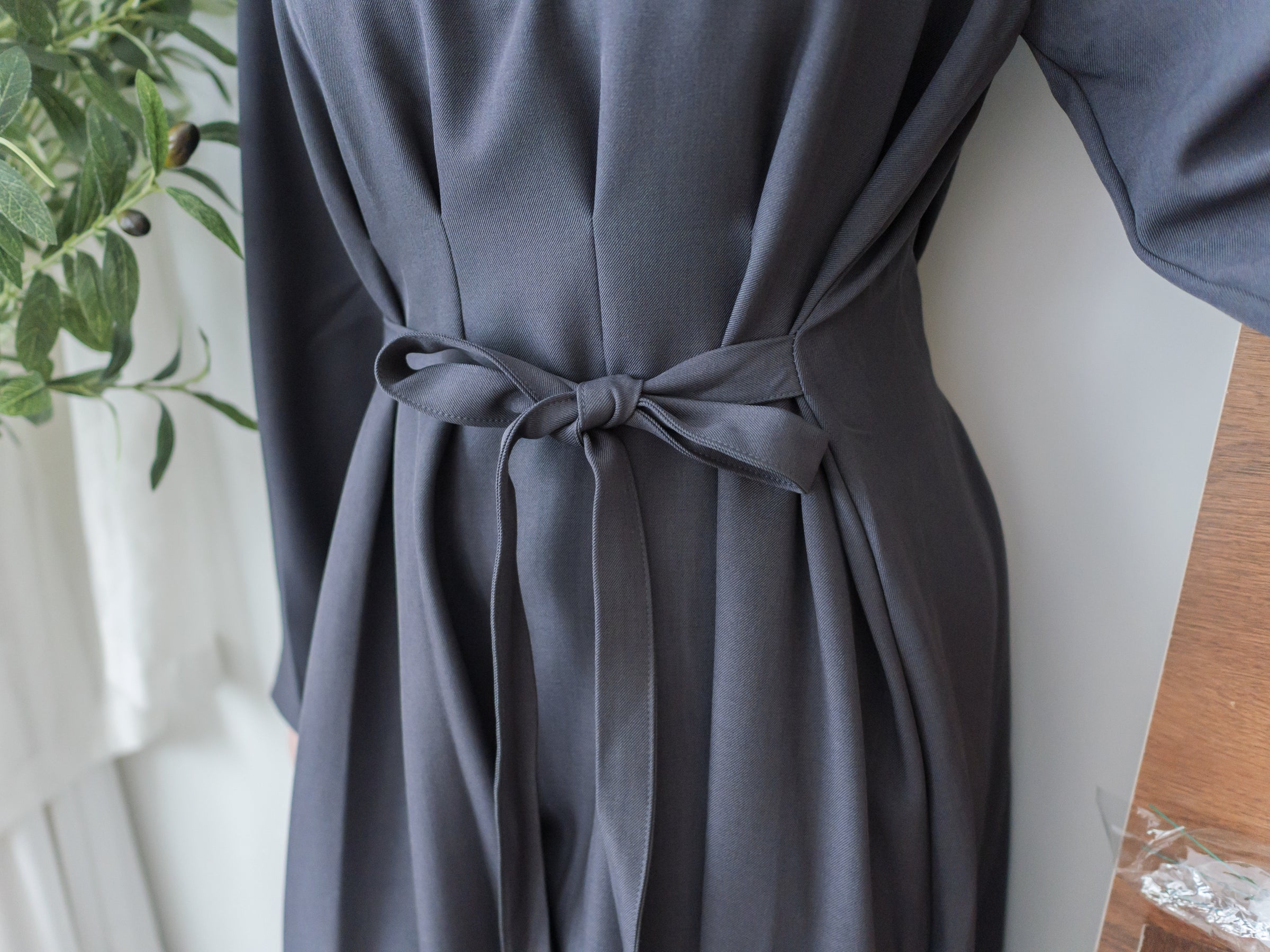 【現貨限量回歸 beige ONLY】Pleated Waist Dress 腰間車褶極顯瘦連身裙/ DS9667