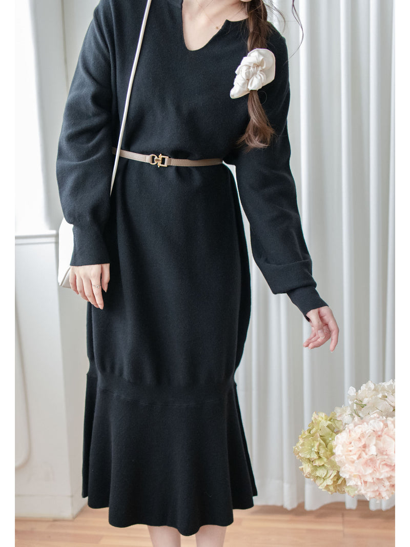 Knit Fishtail Dress 圓V領寬鬆裙身顯瘦魚尾針織連身裙/ DS1005