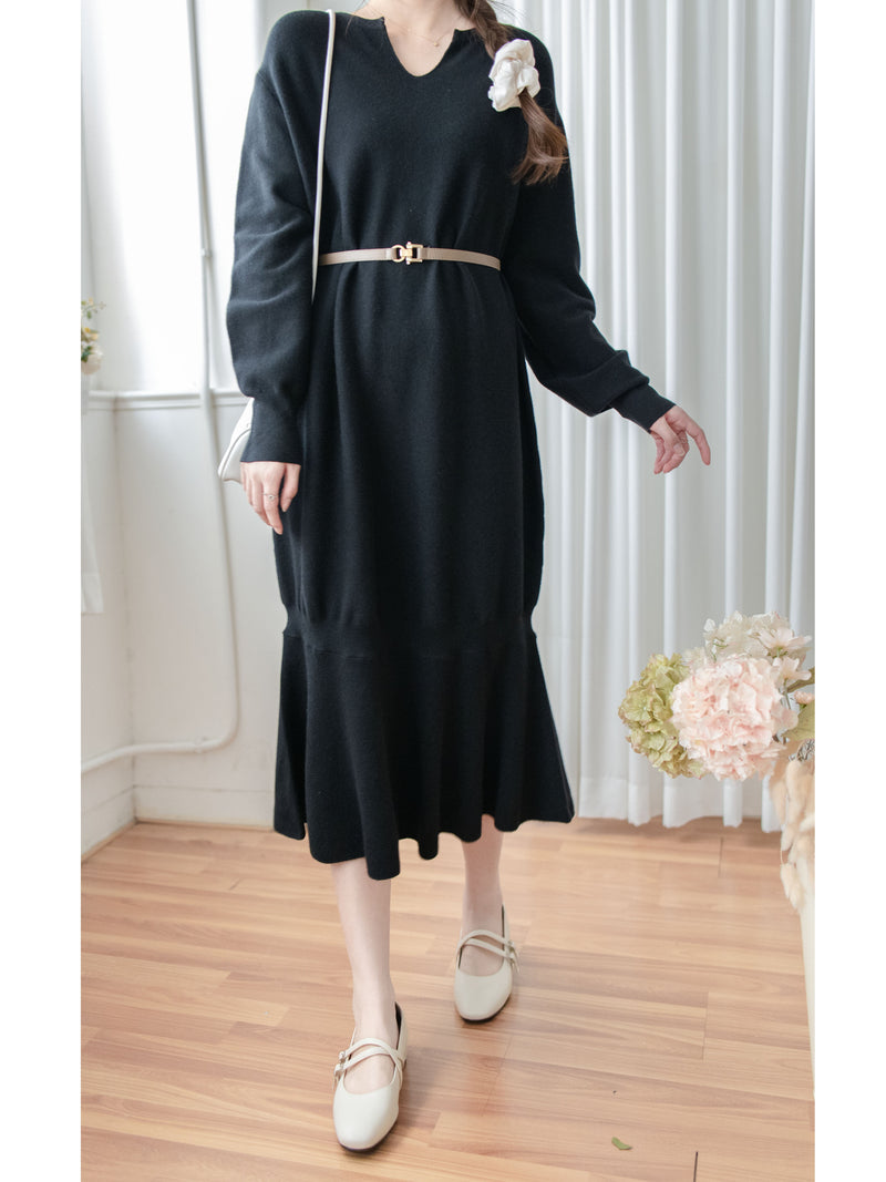 Knit Fishtail Dress 圓V領寬鬆裙身顯瘦魚尾針織連身裙/ DS1005