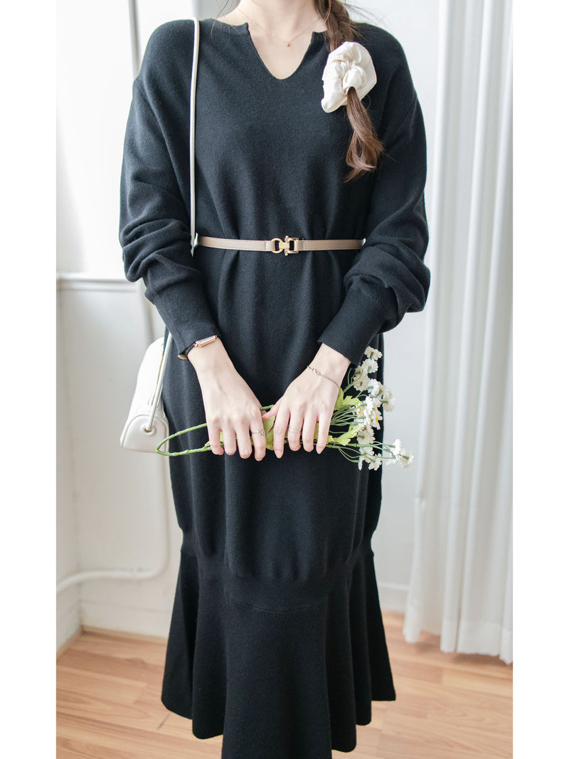 Knit Fishtail Dress 圓V領寬鬆裙身顯瘦魚尾針織連身裙/ DS1005