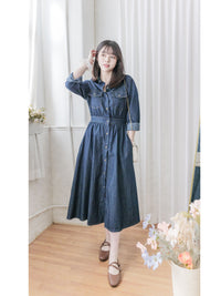 Casual Elegant Denim Dress 隨性與知性恤衫領修腰牛仔連身裙/ DS1011