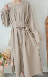 【現貨限量回歸 beige ONLY】Pleated Waist Dress 腰間車褶極顯瘦連身裙/ DS9667