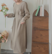 【現貨限量回歸 beige ONLY】Pleated Waist Dress 腰間車褶極顯瘦連身裙/ DS9667