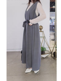 [限量現貨回歸]  Vest Belt Dress 防皺V領中間修飾線修腰背心裙/ DS9665