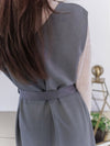 [限量現貨回歸]  Vest Belt Dress 防皺V領中間修飾線修腰背心裙/ DS9665