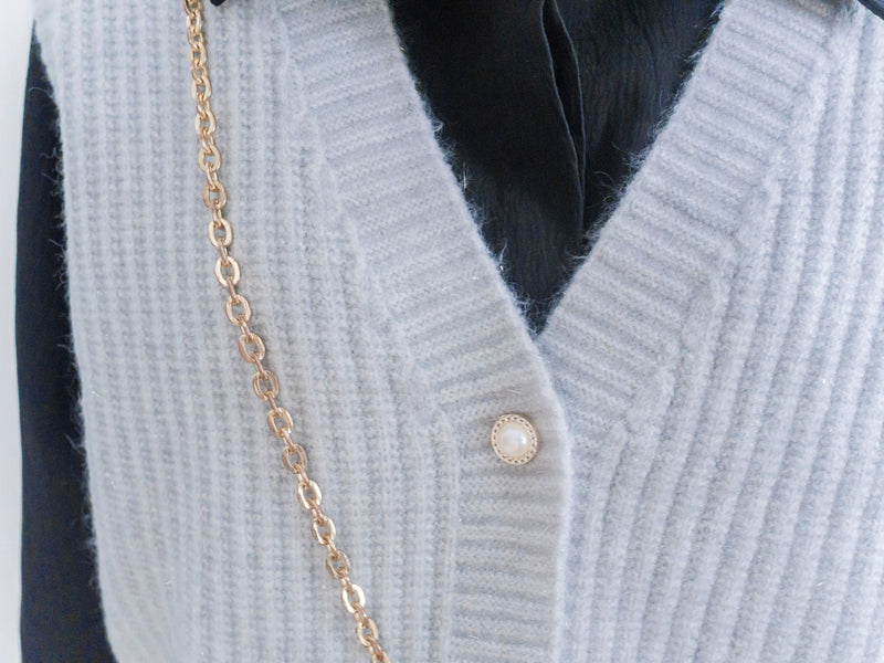 Pearl V Vest, Cardigan 珍珠鈕扣混閃線針織V領背心/ KT8174 (Lightsteelblue sold out)