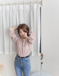[ Limited return! Pink Only ] Line Floral Blouse/ 氣質精緻花布通花上衣/ BU9077