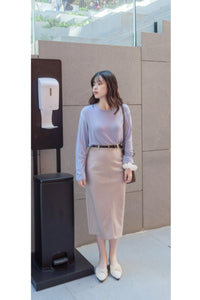 （附送腰帶) Belt Skirt 簡潔腰身偏厚棉後開叉直身裙/ SK8854
