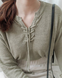 Strape Collar Knit Top 卡其杏軟糯特色綁帶線料上衣/ TP9096