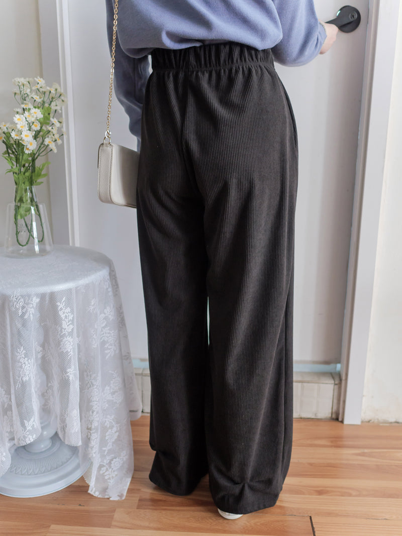 Suede Loose Pants 高腰顯腿長燈芯絨隨性闊褲/ PT8446 （beige sold out)