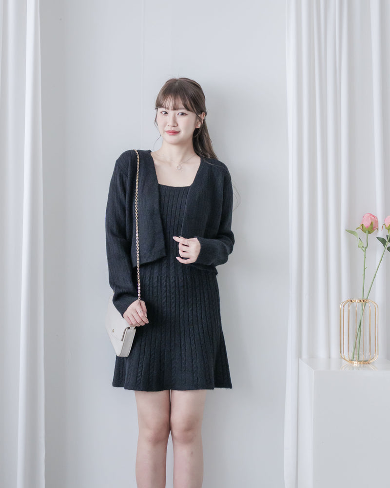 Cable Knitting Set 兩種麻花質感細節方領顯瘦套裝/ SE8093  (pre-order 11月24截單)