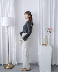 Comfy Stripe Tee 百搭暗直紋喇叭手袖舒適上衣 / TP9197