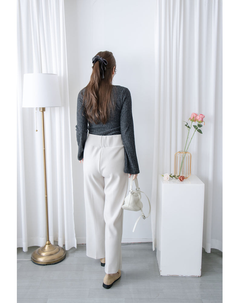 Comfy Stripe Tee 百搭暗直紋喇叭手袖舒適上衣 / TP9197