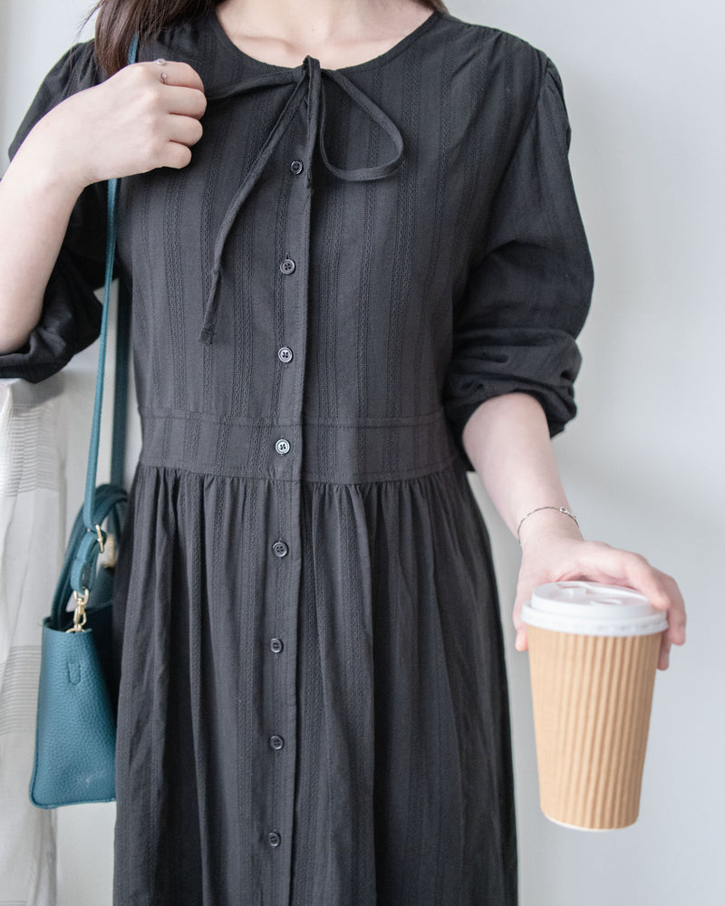 French Dress 織紋直條通花舒適連身裙/ DS1027