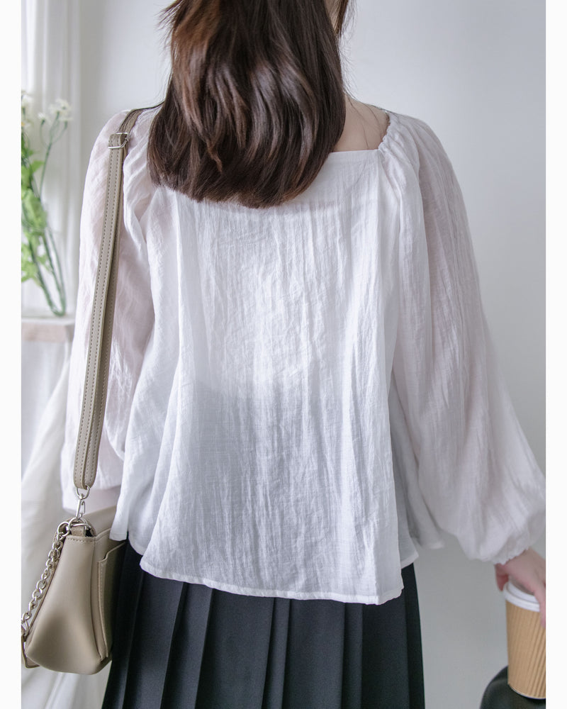 Chiffon Blouse 方領不規則衣身飄逸上衣/ BU9124