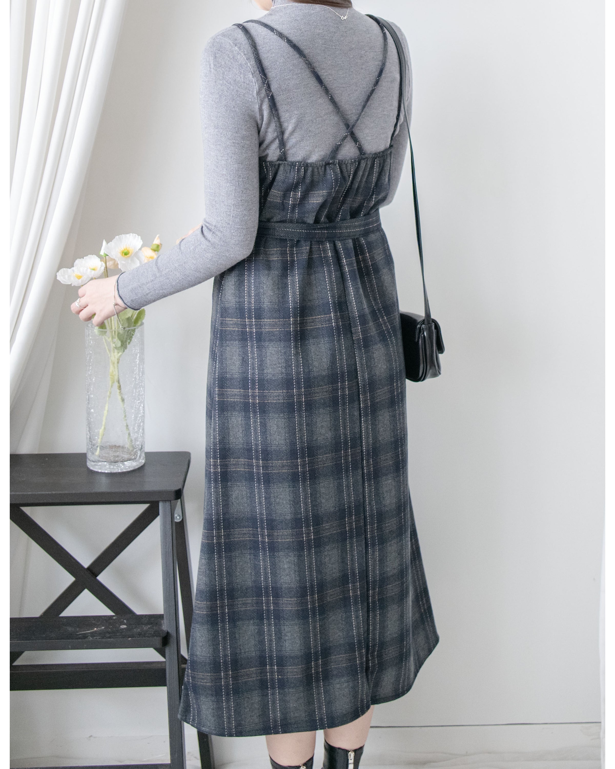 Check Set 後交叉帶吊帶格紋連身裙 （一Set兩件）/SE8096
