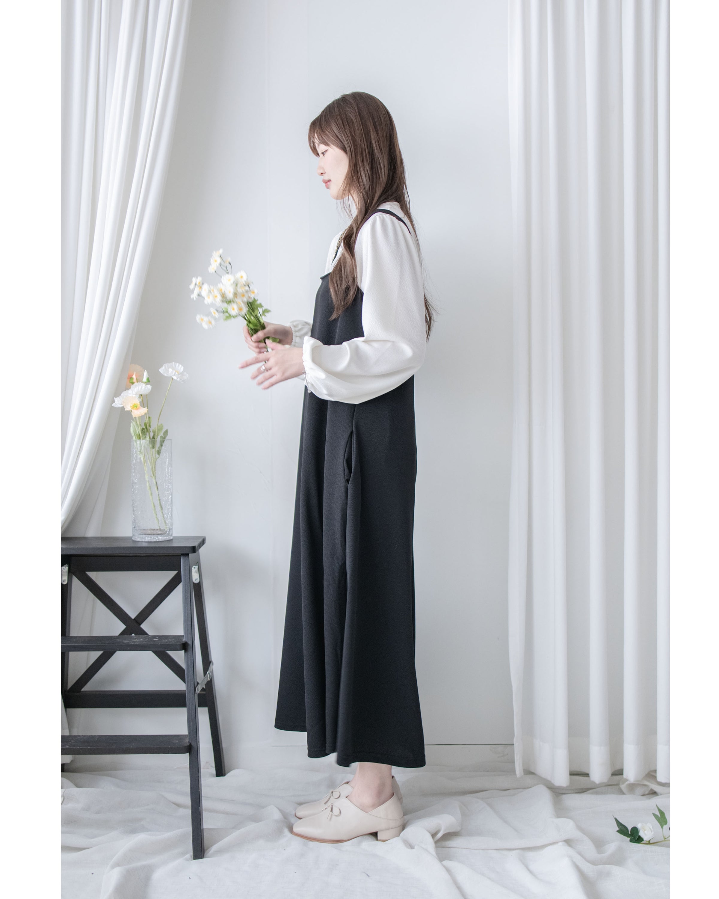 Square Neck Vest Dress 隨性輕優雅平領口吊帶裙/ DS1030