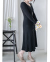 Knit Black Dress 弧形V領顯瘦彈性小黑裙/ DS1021