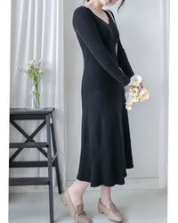 Knit Black Dress 弧形V領顯瘦彈性小黑裙/ DS1021