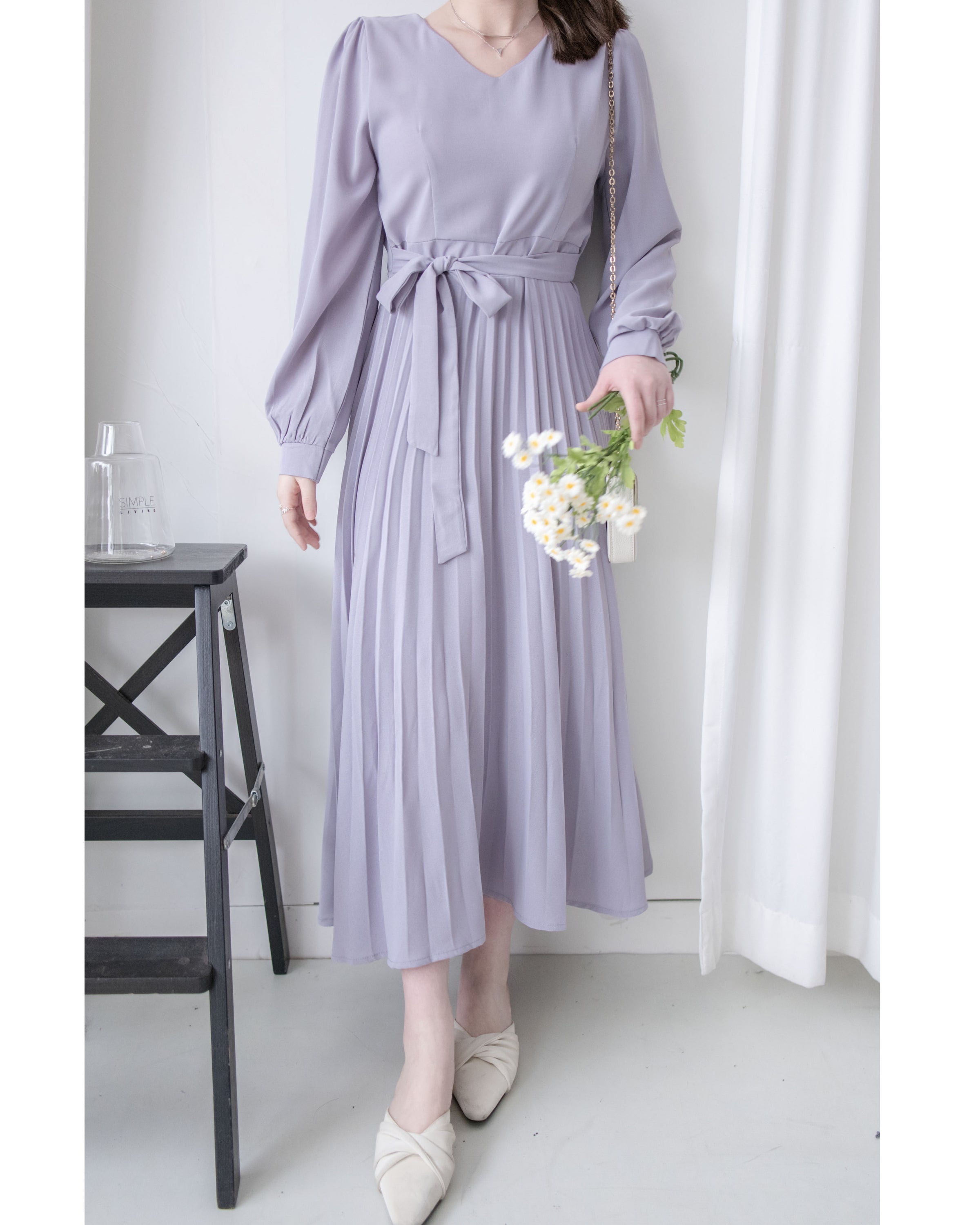 Lavender Pleated Dress 淡薰衣草搖曳波浪百褶連身裙 / DS1032