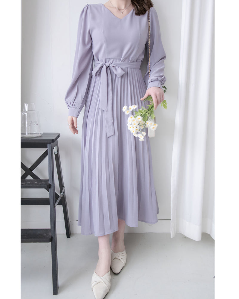 Lavender Pleated Dress 淡薰衣草搖曳波浪百褶連身裙 / DS1032