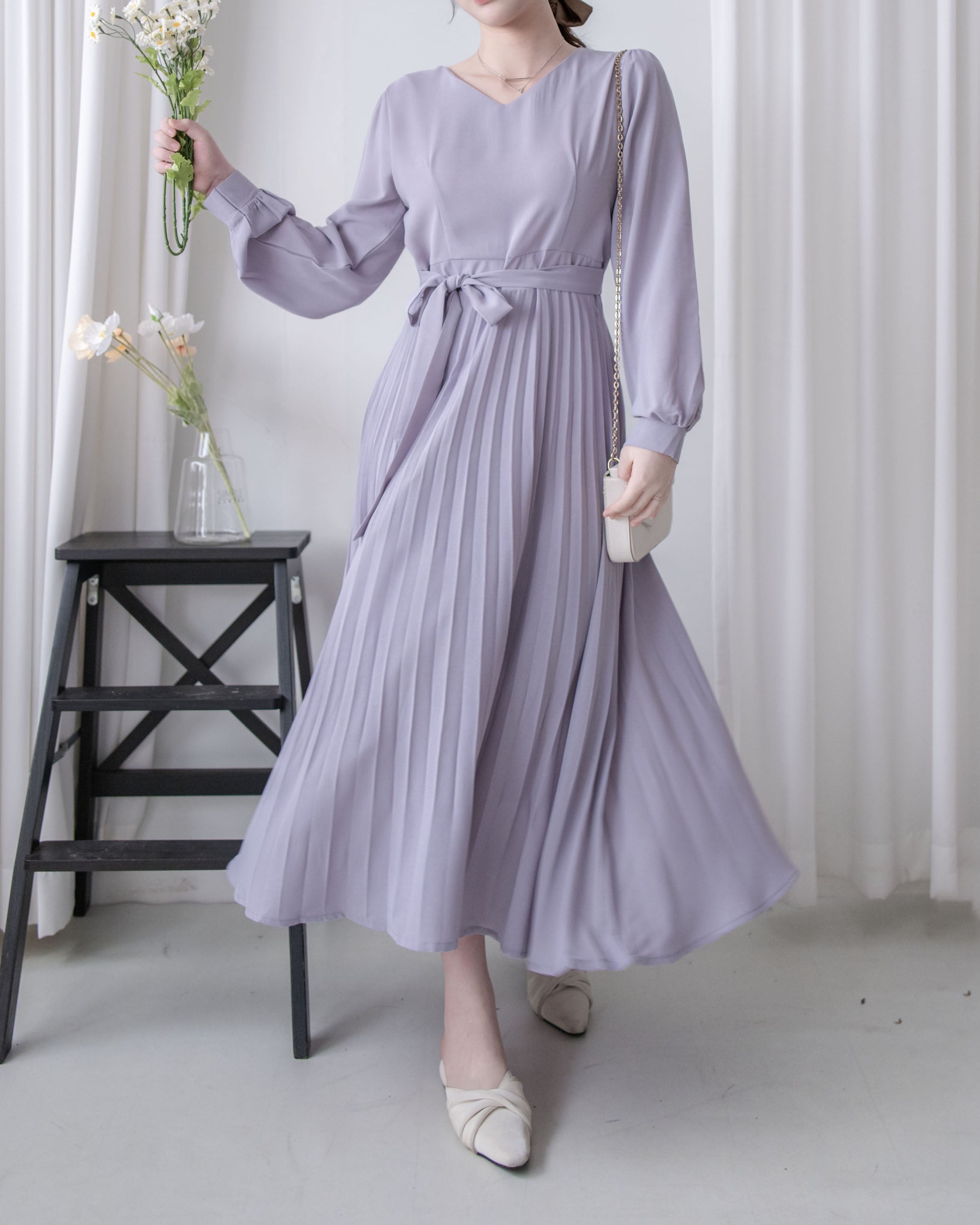 Lavender Pleated Dress 淡薰衣草搖曳波浪百褶連身裙 / DS1032