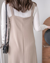 Square Neck Vest Dress 隨性輕優雅平領口吊帶裙/ DS1030