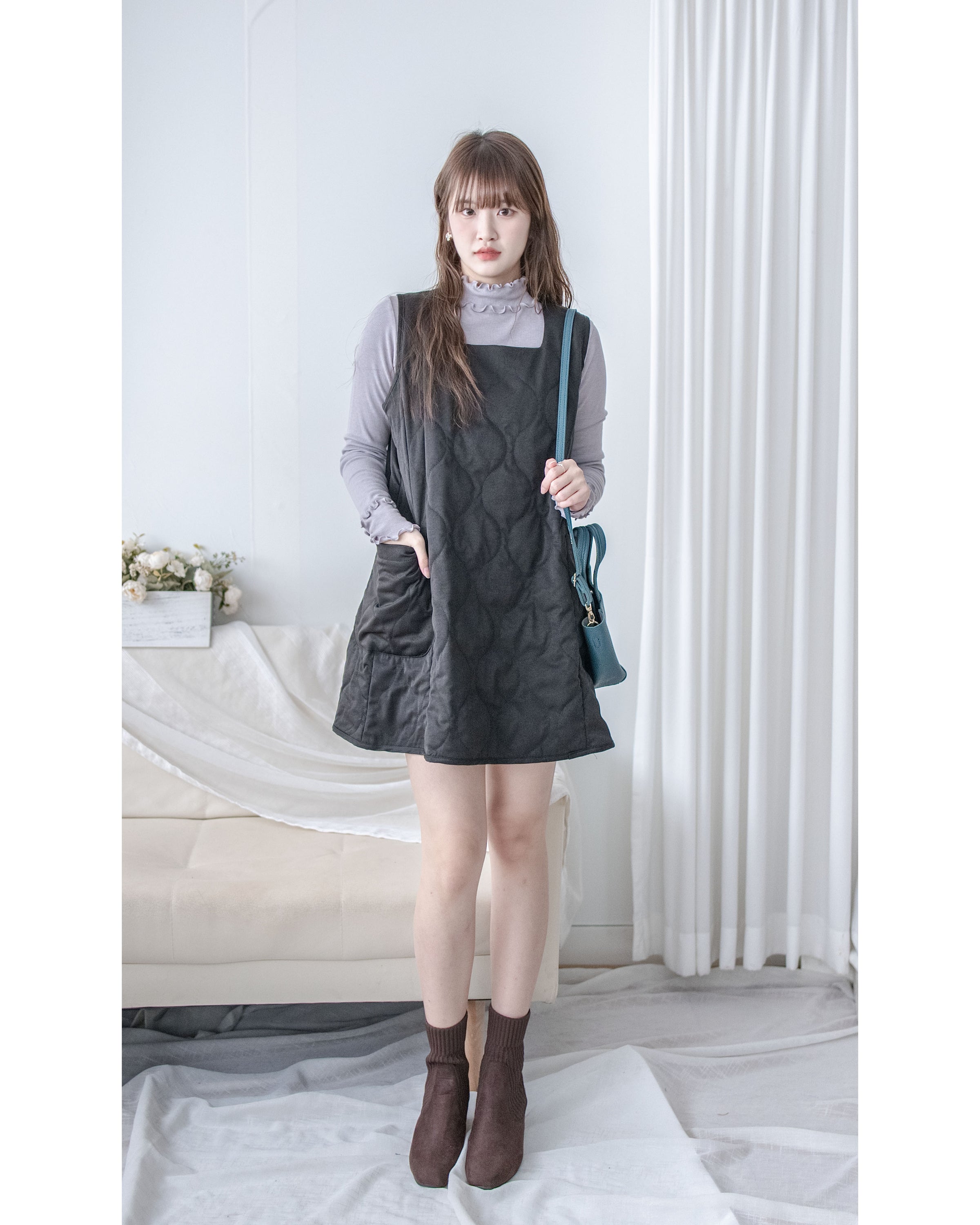 Cotton-padded Dress 黑色夾棉輕保暖A形背心裙/ DS1041
