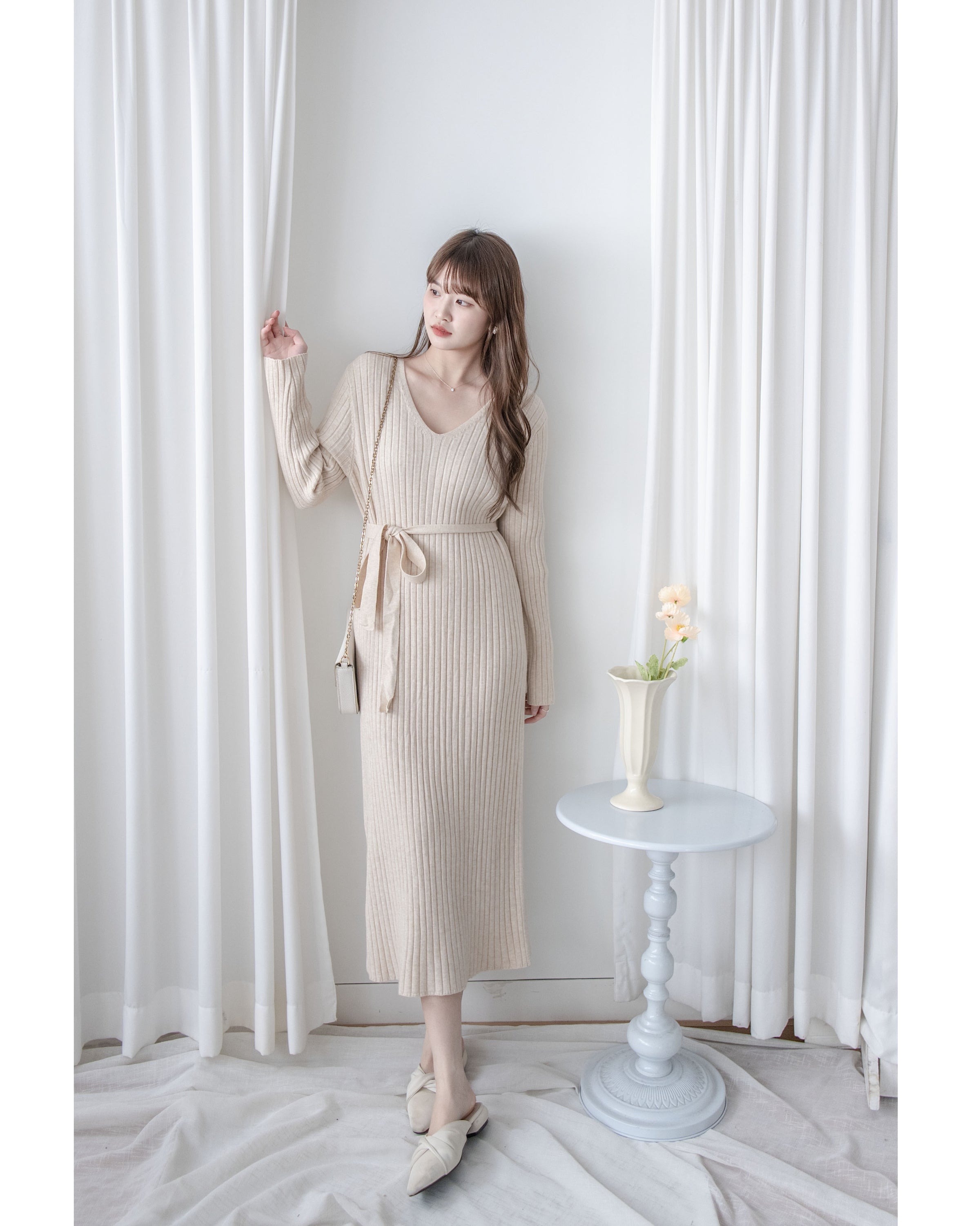 Vest Neck Dress V領側開叉彈性針織裙/ DS1034