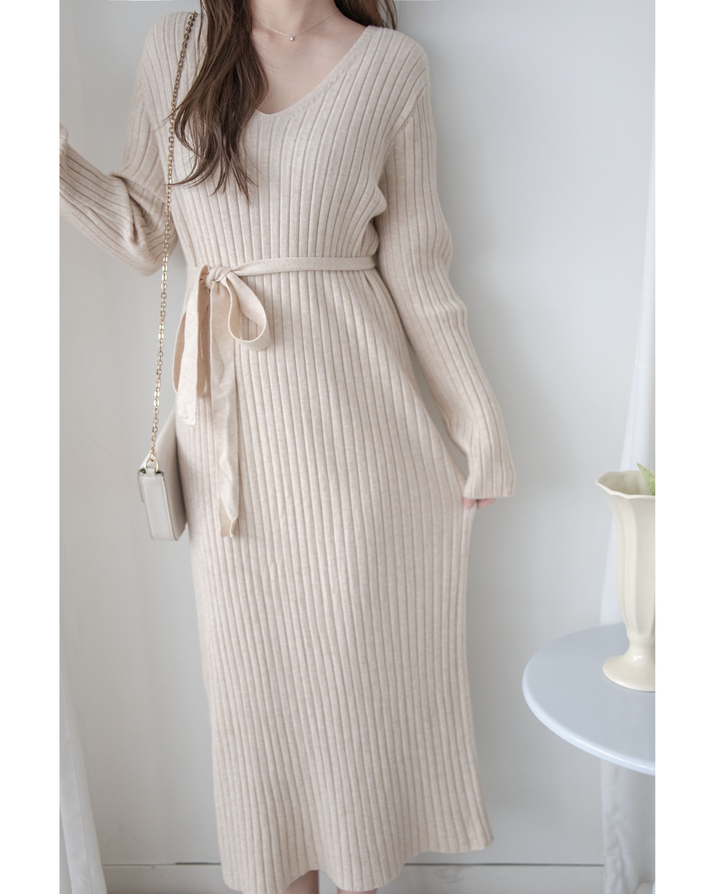 Vest Neck Dress V領側開叉彈性針織裙/ DS1034