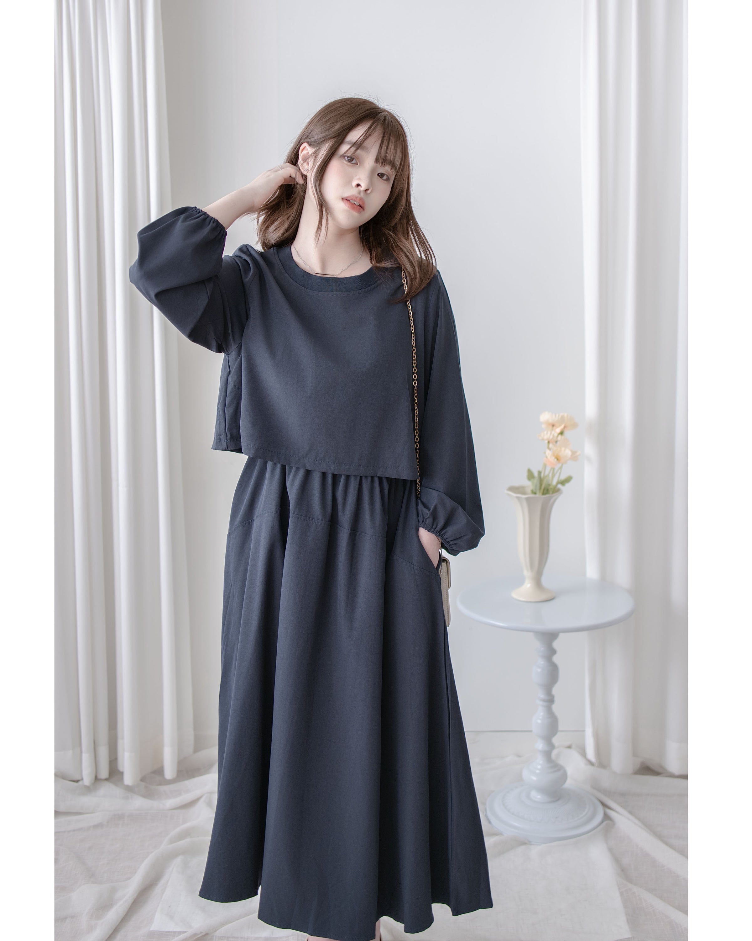 Navy Dress 輕紗圓領假兩件設計傘形連身裙/ DS1042