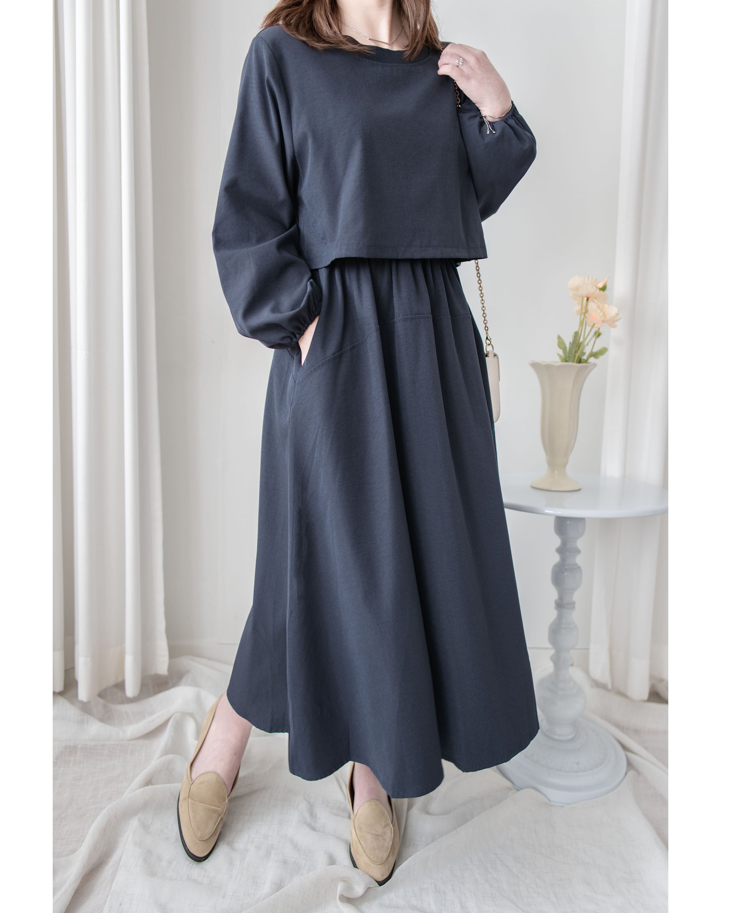 Navy Dress 輕紗圓領假兩件設計傘形連身裙/ DS1042