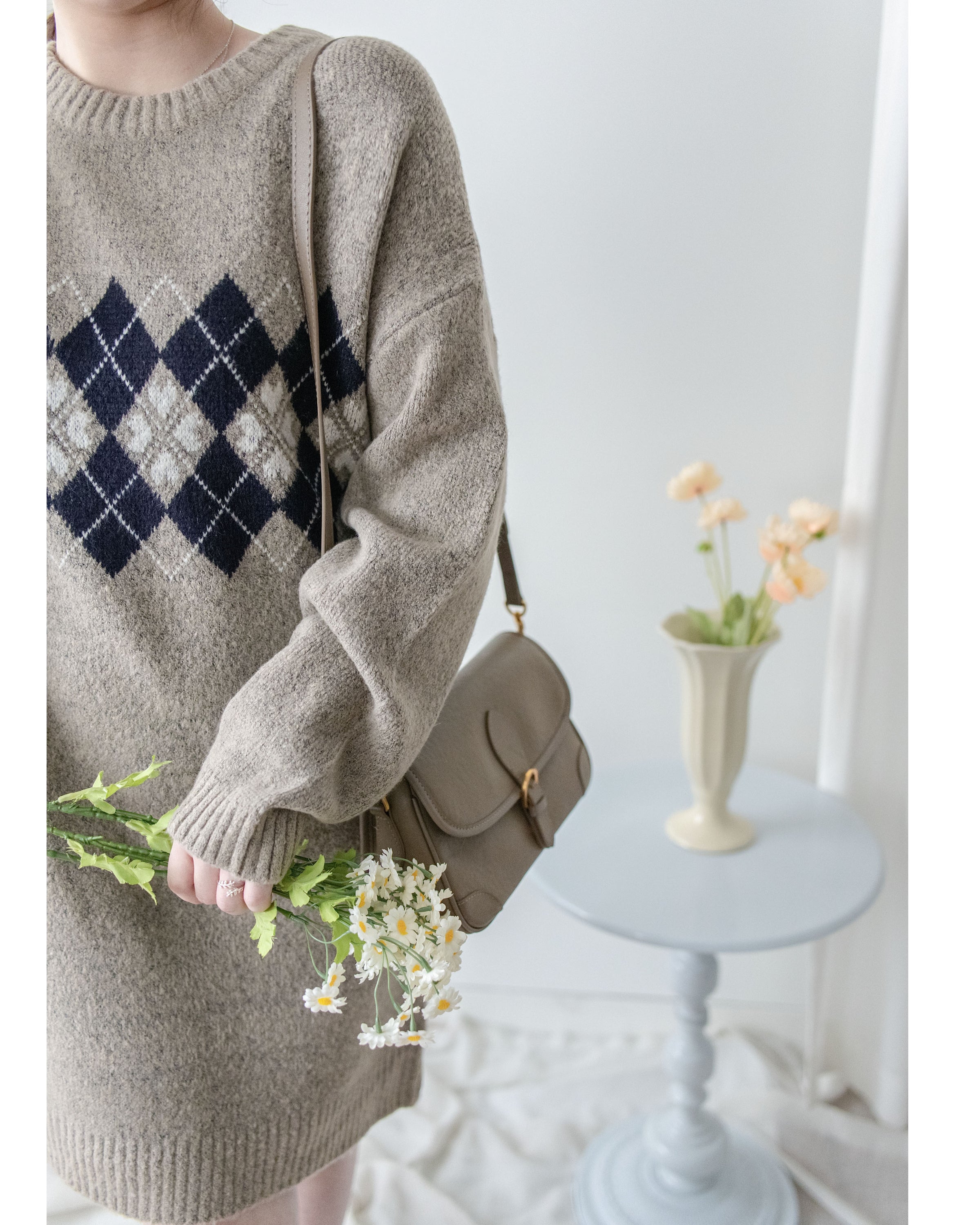 Rhombus Knit Dress 棉棉柔軟親膚英倫花瓣針織連身裙/ KT8188